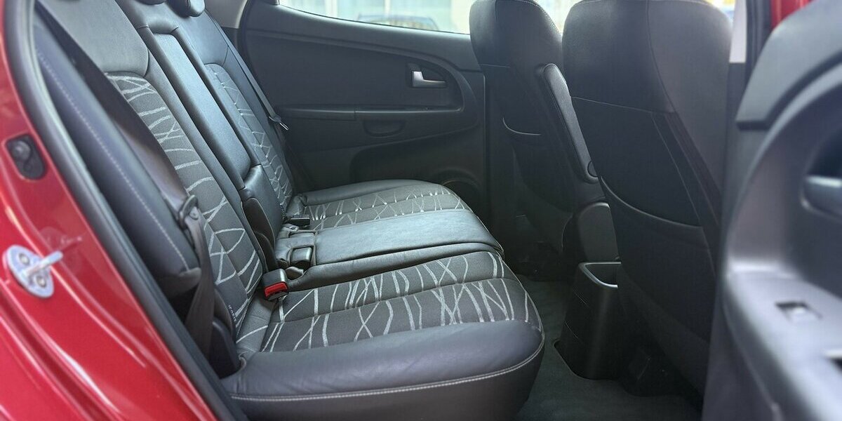 Kia Venga 1.6 CVVT Dream Team KAMERA/NAVI/KEYLESS 38.810 km 14.900 &euro; Villingen-Schwenningen 78054