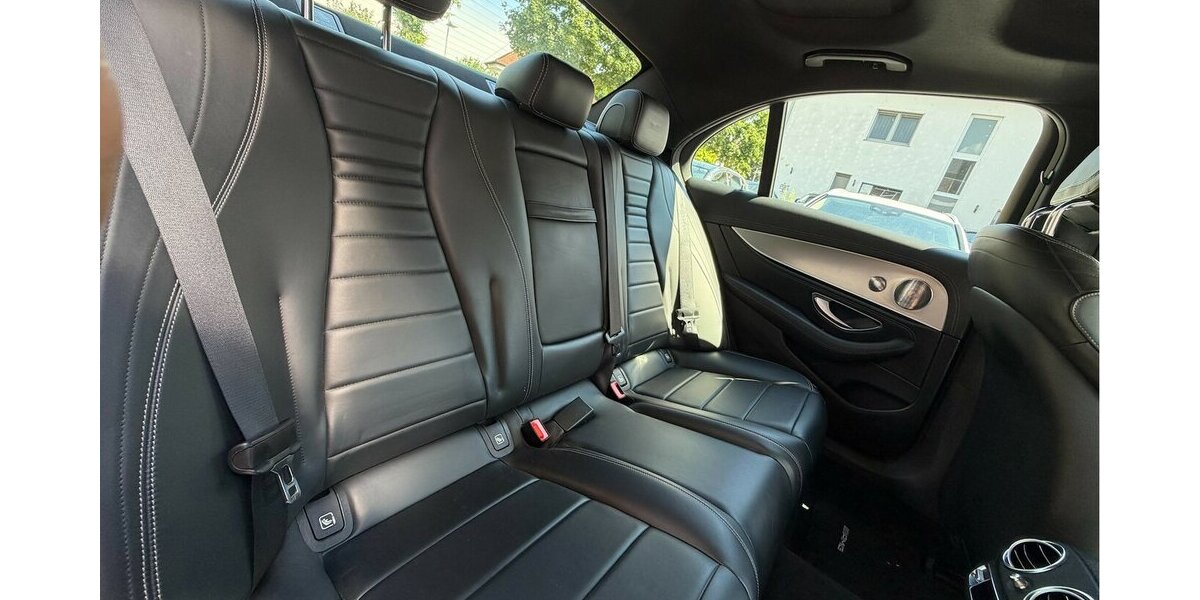Mercedes-Benz E 400 Limousine 4Matic AMG Line 341.000 km 20.990 &euro; Neckarsulm 74172