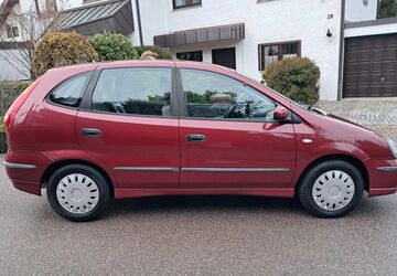 Nissan Almera Tino 80.000 km 3.000 &euro; Steisslingen 78256