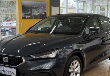 Seat Leon 18.700 km 23.999 &euro; Kerpen 50171