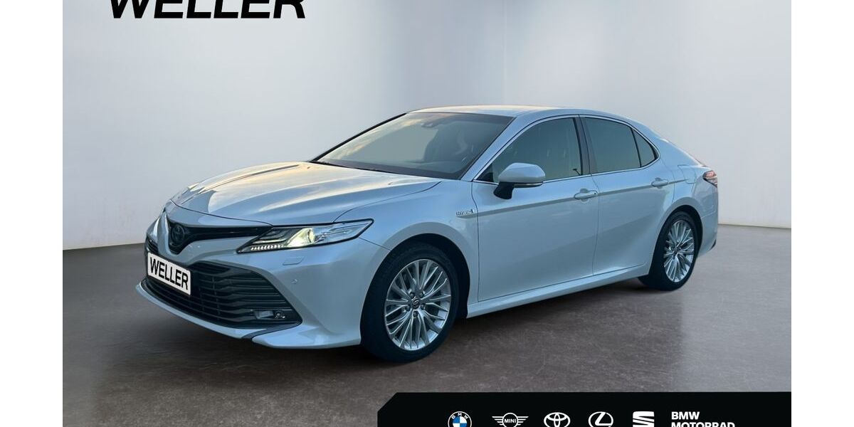 Toyota Camry 73.606 km 29.680 &euro; Hamm 59067