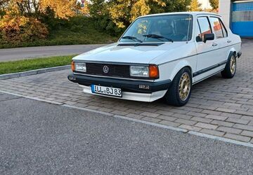 VW Jetta 171.000 km 9.800 &euro; Buch 89290