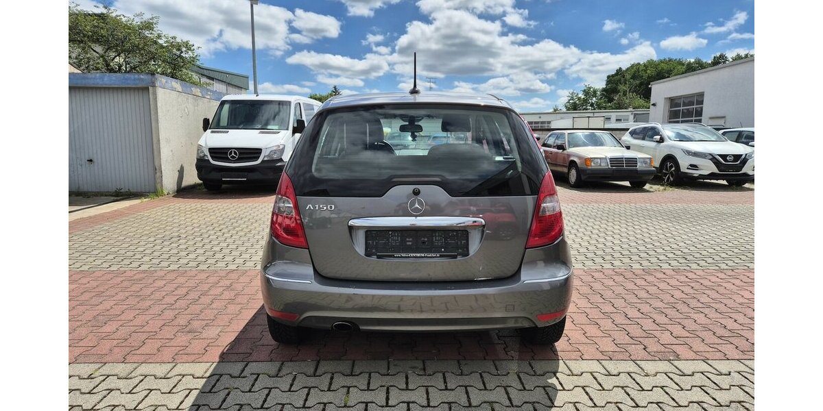 Mercedes-Benz A 150 Automatik, Klima 143.000 km 1.990 &euro; Rodgau 63110