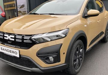 Dacia Sandero 6.500 km 17.990 &euro; Neustadt 01844