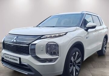 Mitsubishi Plug-in Hybrid Outlander 1.770 km 50.370 &euro; Essen 45145