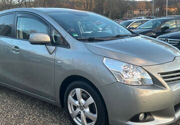 Toyota Verso 208.000 km 7.300 &euro; Freiburg im Breisgau 79108