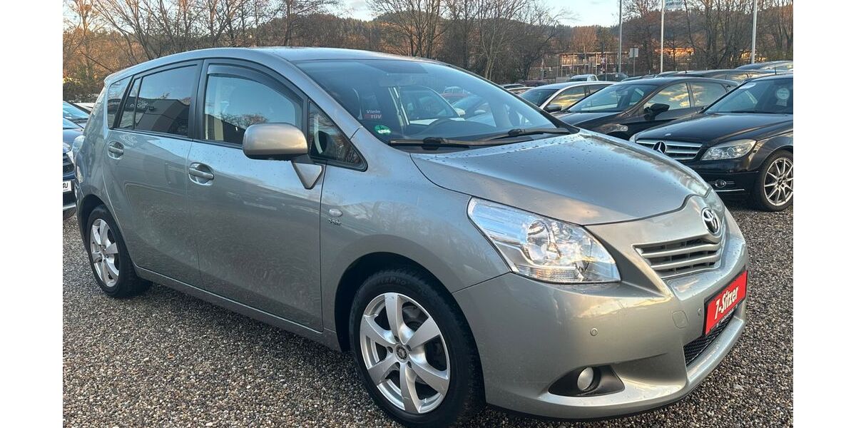 Toyota Verso 208.000 km 7.300 &euro; Freiburg im Breisgau 79108