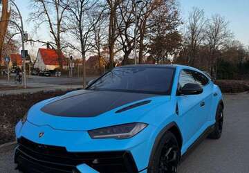 Lamborghini Urus 10.000 km 310.000 &euro; Berlin 13581