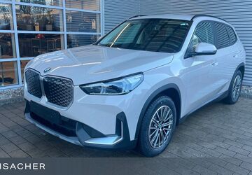 BMW iX1 1.559 km 45.490 &euro; Memmingen 87700