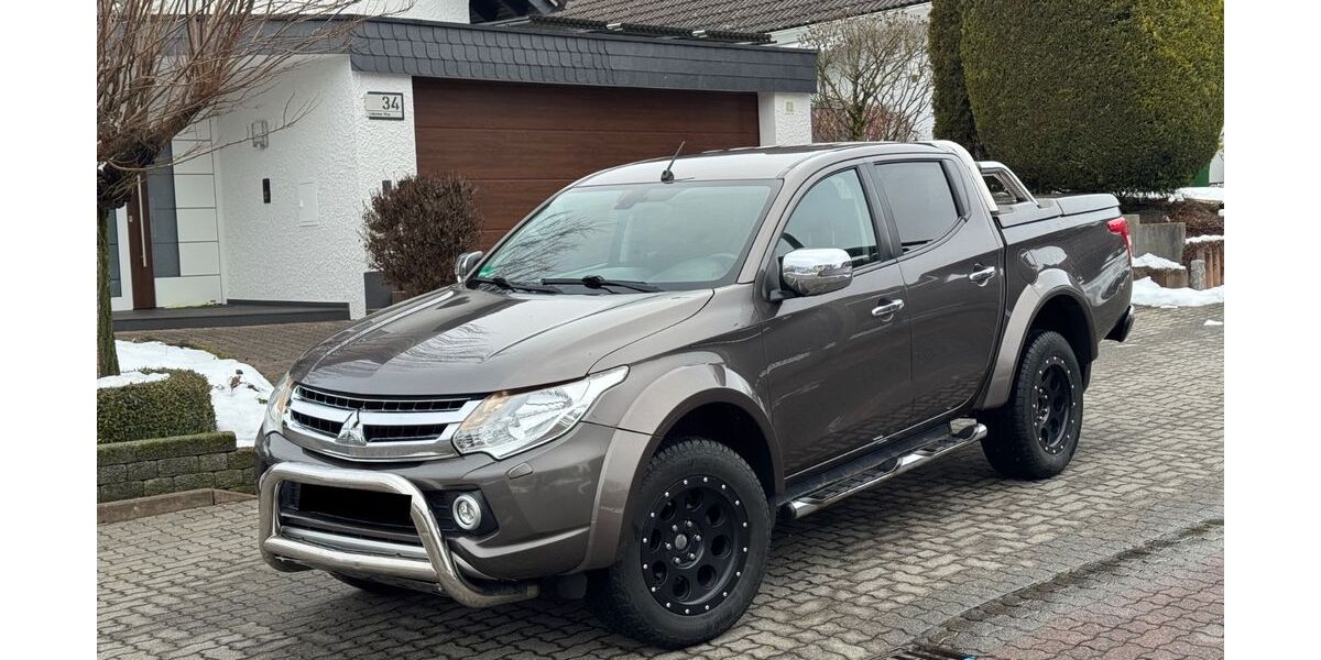 Mitsubishi L200 230.000 km 15.900 &euro; Bruchköbel 63486