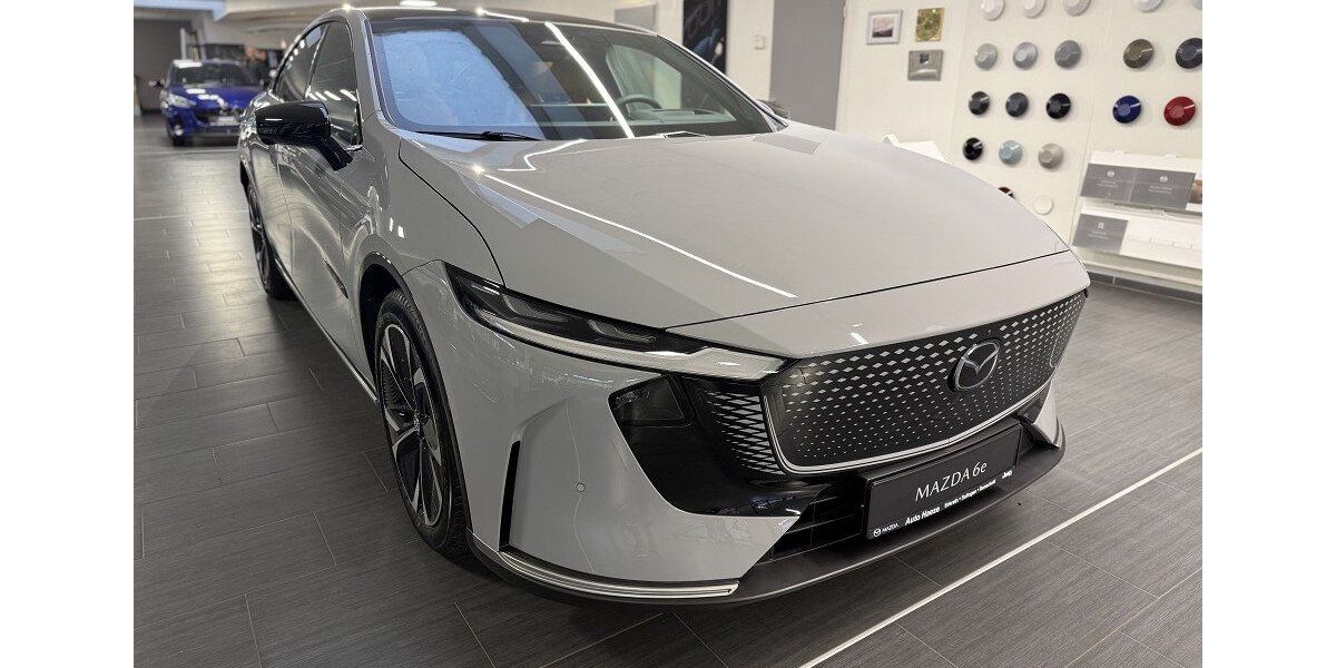 Mazda 6e 5.000 km 39.990 &euro; Erkrath 40699