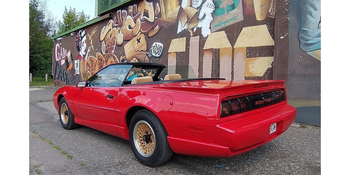 Pontiac Firebird 25.000 km 21.000 &euro; Sosnowiec 