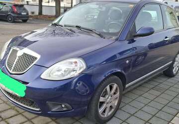 Lancia Ypsilon 181.000 km 1.200 &euro; Haslach (Freiburg im Breisgau) 79115