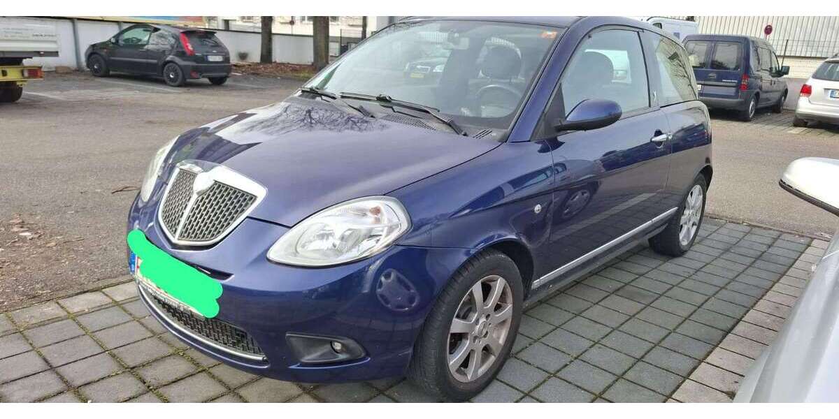 Lancia Ypsilon 181.000 km 1.200 &euro; Haslach (Freiburg im Breisgau) 79115