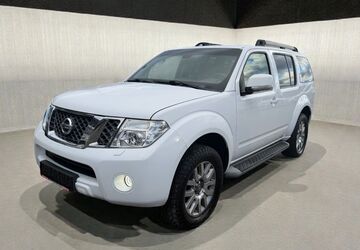 Nissan Pathfinder 243.700 km 13.999 &euro; Speyer 67346