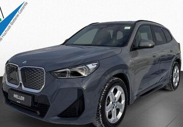 BMW iX1 8.505 km 44.700 &euro; Hamburg 21073