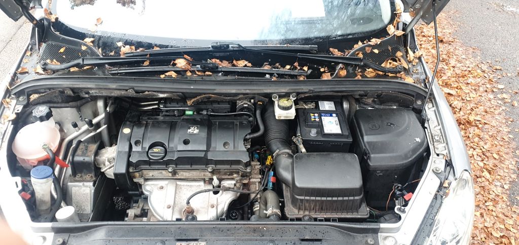 Peugeot 307 220.876 km 550 &euro; Villingen-Schwenningen 78054