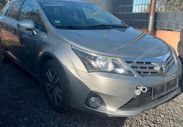 Toyota Avensis 238.000 km 3.799 &euro; Euskirchen 53881
