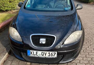 Seat Altea 174.239 km 2.800 &euro; Kleve 47533