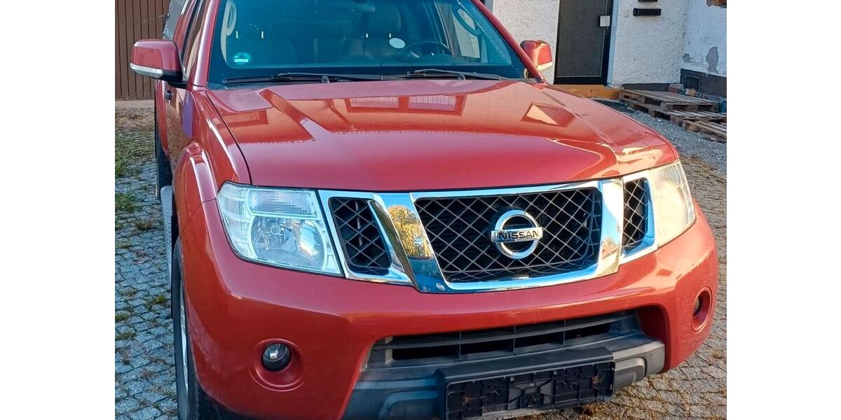 Nissan Navara 208.000 km 8.000 &euro; Leipzig 04279