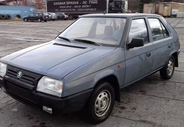 Skoda Favorit 100.000 km 2.950 &euro; Bad Schandau 01819