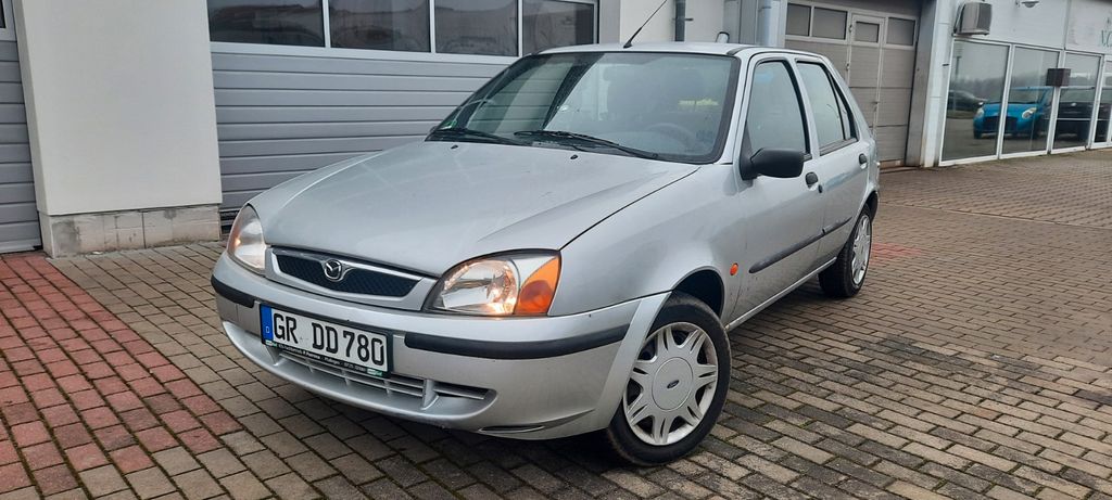 Mazda 121 57.000 km 1.000 &euro; Görlitz 02828