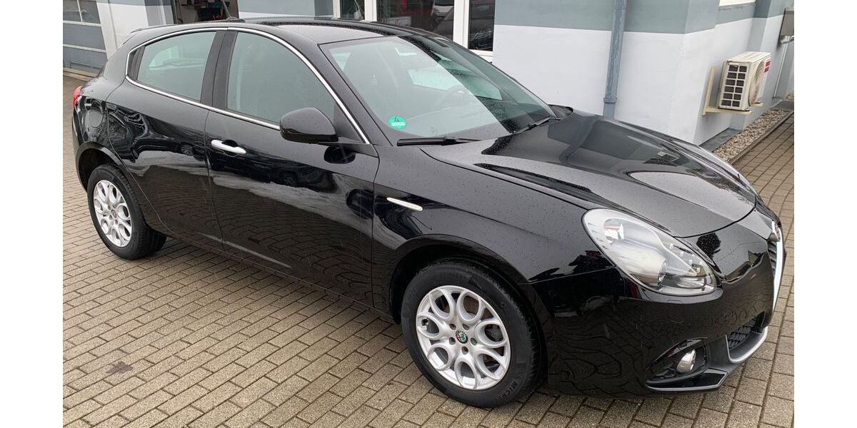 Alfa Romeo Giulietta 25.000 km 13.990 &euro; Chemnitz OT Mittelbach 09224
