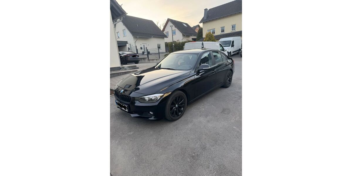 BMW 328 224.000 km 9.300 &euro; Arnsberg 59757