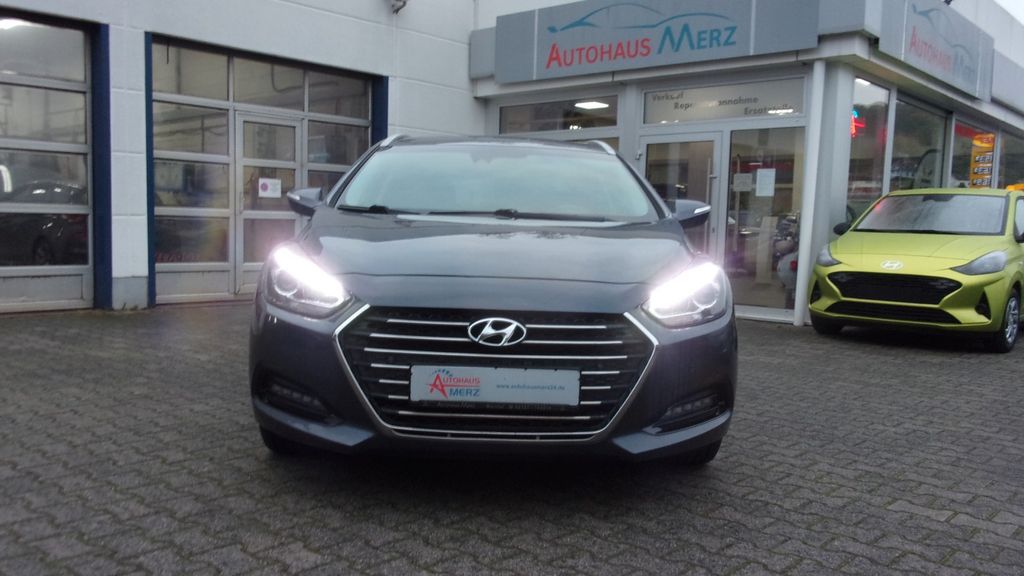 Hyundai i40 166.347 km 9.999 &euro; Mühltal 64367