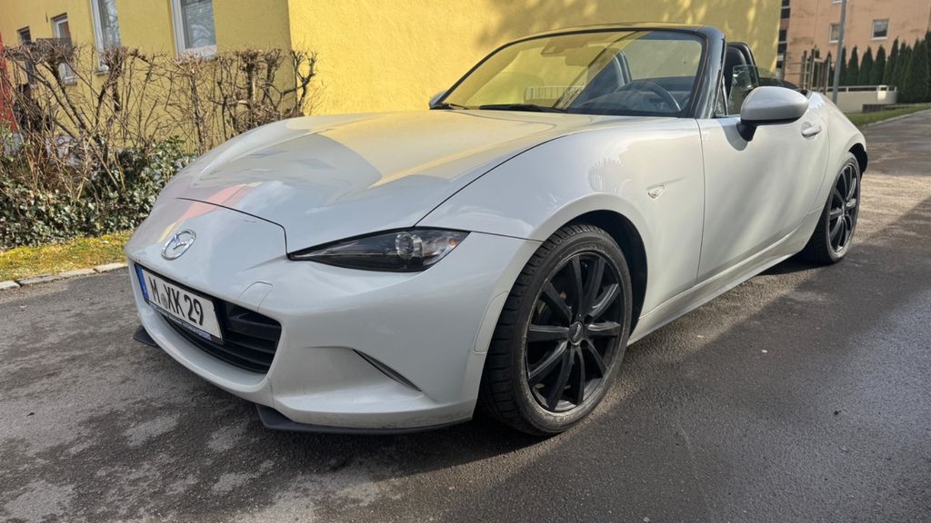 Mazda MX-5 88.000 km 15.990 &euro; München 80939