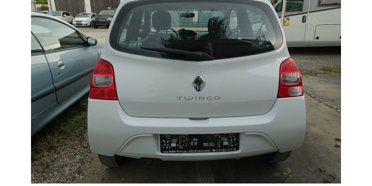 Renault Twingo Authentique §10/27 R/CD ZV-FB Servo ABS 132.700 km 2.300 &euro; Neumarkt/OPf 92318