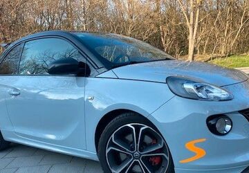 Opel Adam 95.000 km 12.999 &euro; München 80939