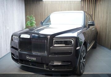 Rolls Royce Cullinan 33.290 km 356.941 &euro; Königsbrunn 86343