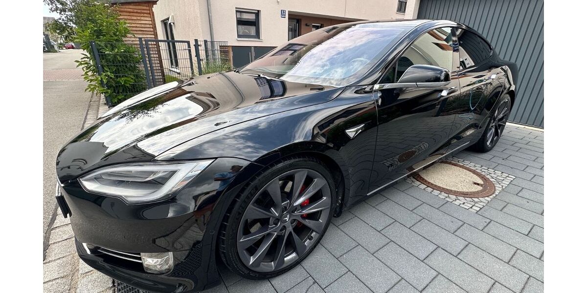 Tesla Model S 80.000 km 44.900 &euro; Höhenkirchen-Siegertsbrunn 85635