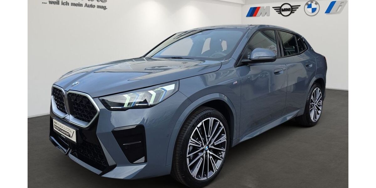 BMW X2 7.450 km 43.980 &euro; München 80687