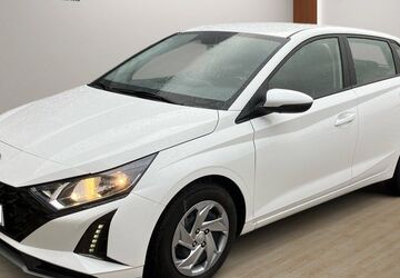 Hyundai i20 15.165 km 17.490 &euro; Landau 76829