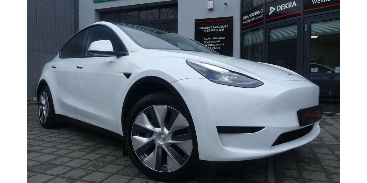 Tesla Model Y 17.765 km 34.600 &euro; Berlin 13156