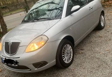 Lancia Ypsilon 112.000 km 1.700 &euro; Ludwigsburg 71634