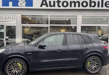 Porsche Cayenne 186.000 km 51.950 &euro; Bielefeld 33649
