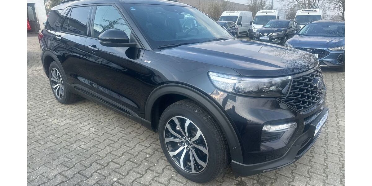 Ford Explorer 35.800 km 49.990 &euro; Pfaffenhofen 89284