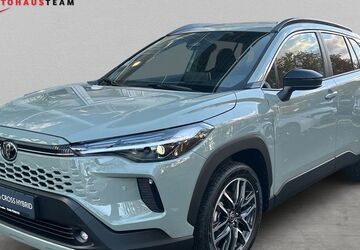 Toyota Corolla Cross 2.500 km 38.840 &euro; Pirna 01796