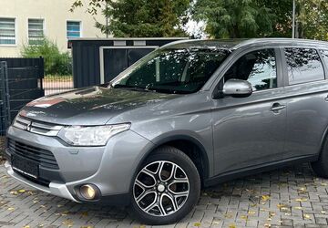 Mitsubishi Outlander 200.000 km 8.900 &euro; Heyrothsberge Bideritz 39175