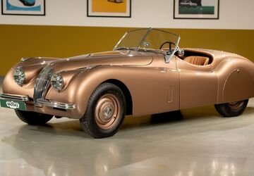 Jaguar XK 13.334 km 129.800 &euro; Utrecht 