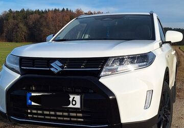 Suzuki Vitara 2.700 km 24.950 &euro; Miesbach 83714