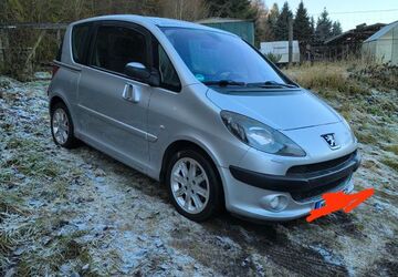 Peugeot 1007 99.300 km 2.350 &euro; Meißen 01662