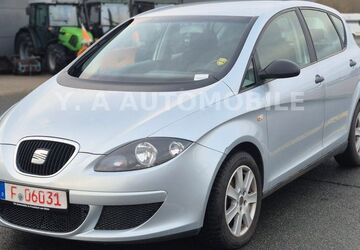 Seat Altea 100.000 km 5.500 &euro; Frankfurt am Main 65933