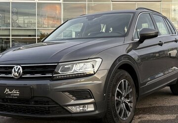VW Tiguan 2.0 TDI COMFORTLINE BMT/LED/AHK/KAMERA 64.386 km 19.900 &euro; Villingen-Schwenningen 78054