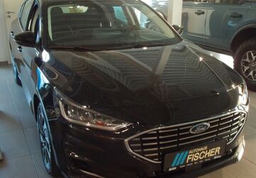 Ford Focus 5.000 km 29.410 &euro; Kleve 47533