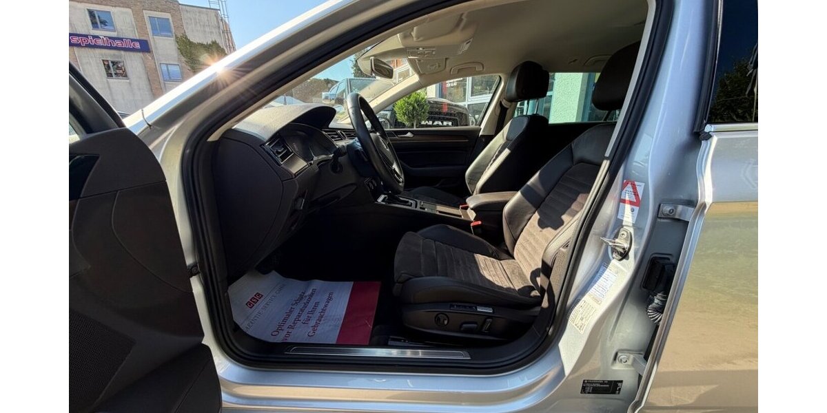 VW Passat Variant 2.0 TDI DSG AHK Highline 162.000 km 15.499 &euro; Rudolstadt 07407
