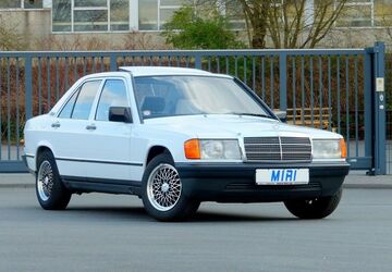 Mercedes-Benz 190 212.000 km 9.999 &euro; Wuppertal 42329